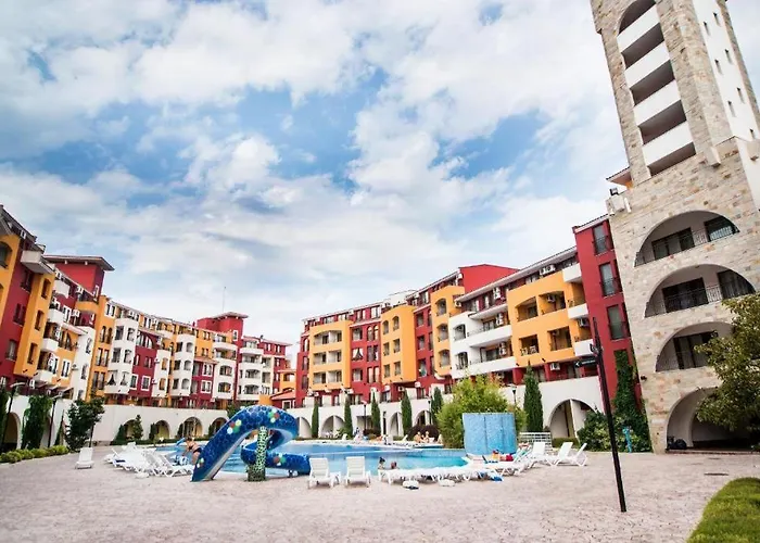 Fara - Marina Cape אהלוי